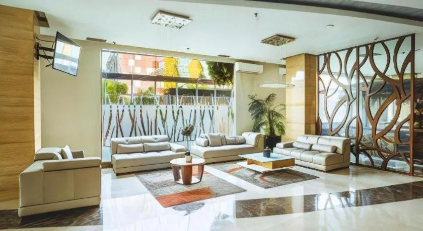 Hotel Urban Falatehan Blok M