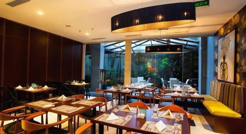 Hotel Urban Falatehan Blok M