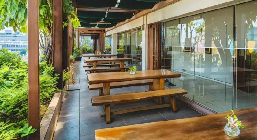 Hotel Urban Falatehan Blok M