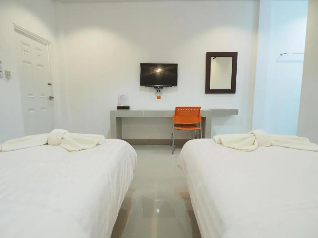 Bed in The Phant Hotel