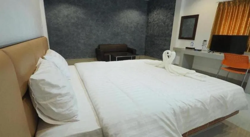 Bed in The Phant Hotel