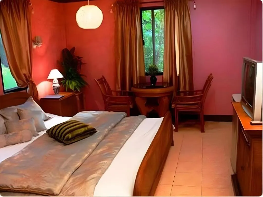 Bed in Alta Cebu Resort