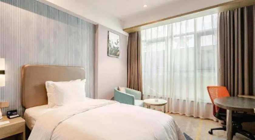 Bed in Holiday Inn Express Lhasa Potala Square By IHG