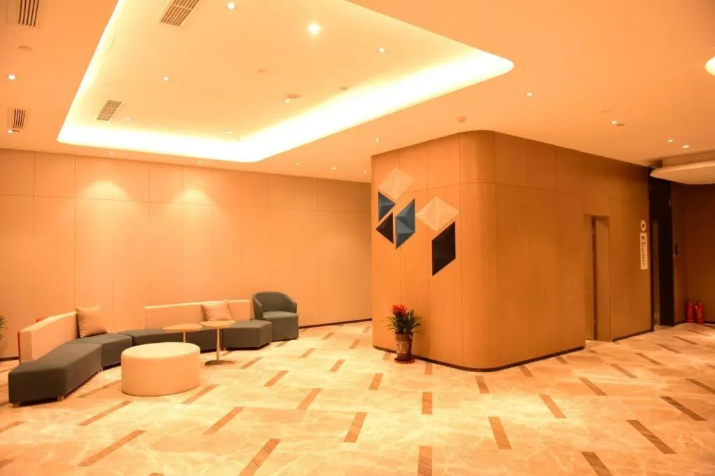 Holiday Inn Express Lhasa Potala Square By IHG