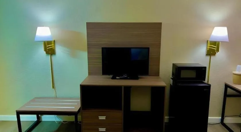 Econo Lodge Willowbrook