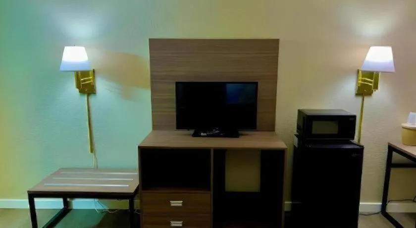 Econo Lodge Willowbrook