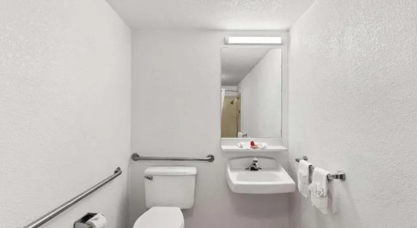 Econo Lodge Willowbrook