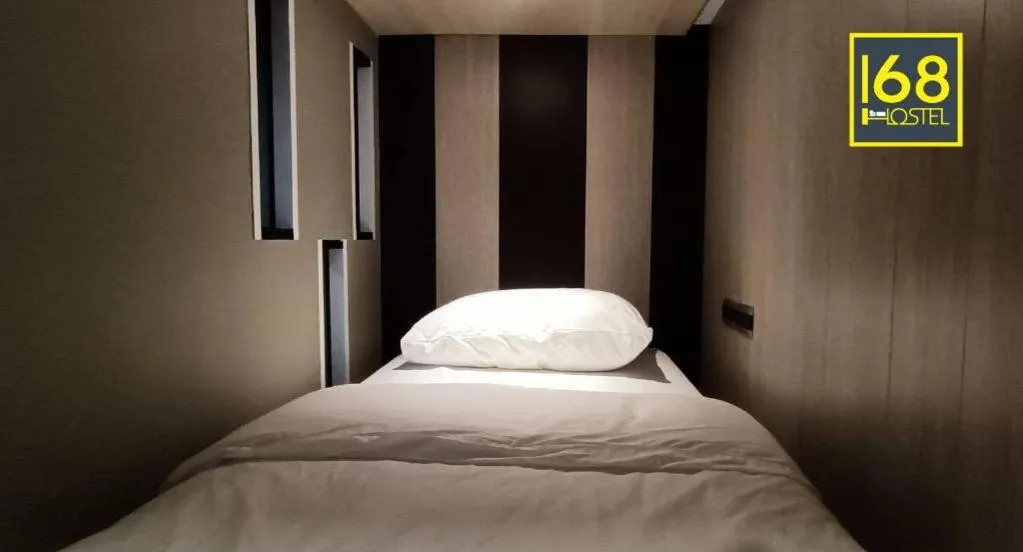Bed in 168 Hostel