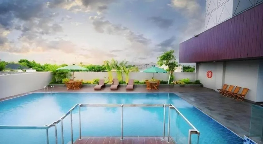 Ayola First Point Hotel Pekanbaru