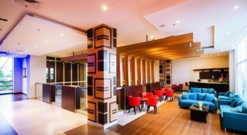 Ayola First Point Hotel Pekanbaru