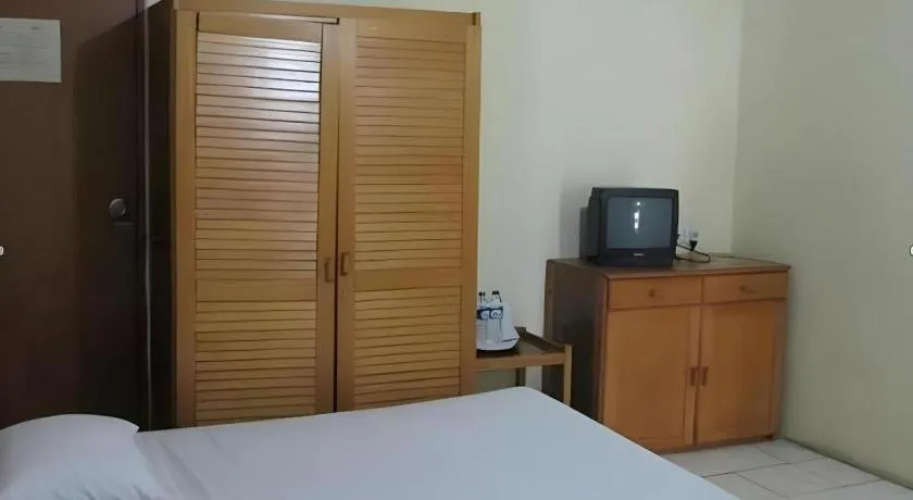 Bed in Hotel Lautze Indah