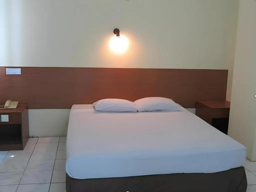 Bed in Hotel Lautze Indah