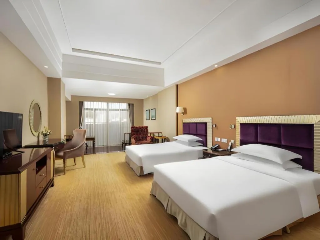 Bed in Country Garden Phoenix Hotel Xinhui Jiangmen