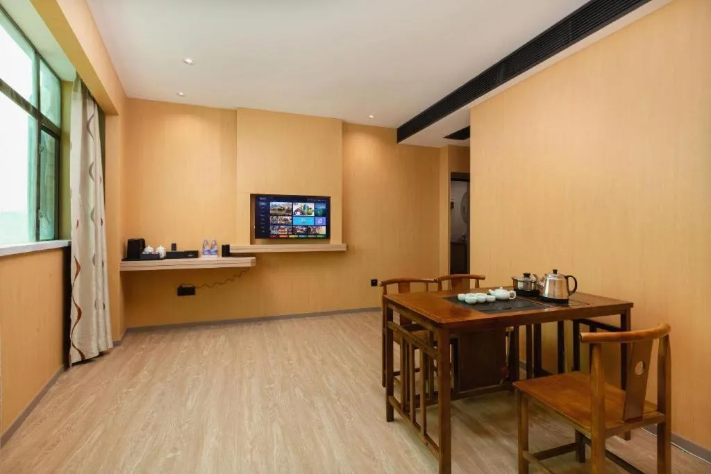 Borrman Hotel Guangzhou Tianhe Tangdong Subway Station Convention and Exhibition Center