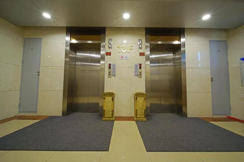 Borrman Hotel Guangzhou Tianhe Tangdong Subway Station Convention and Exhibition Center