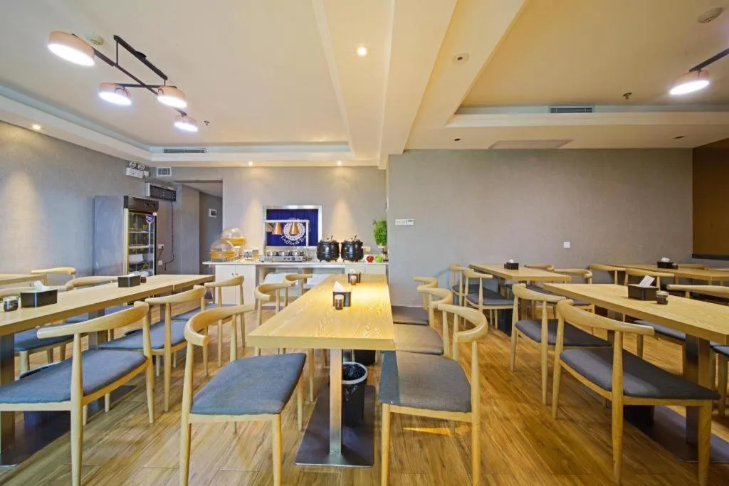 Borrman Hotel Guangzhou Tianhe Tangdong Subway Station Convention and Exhibition Center