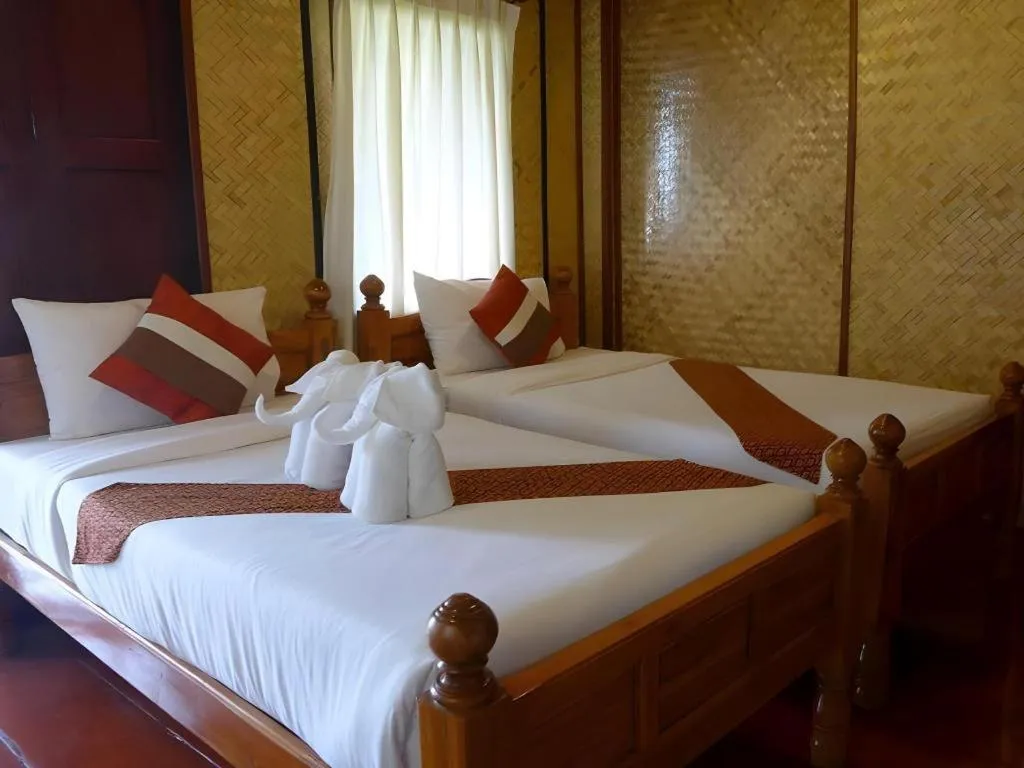 Bed in Natura Maerim Resort