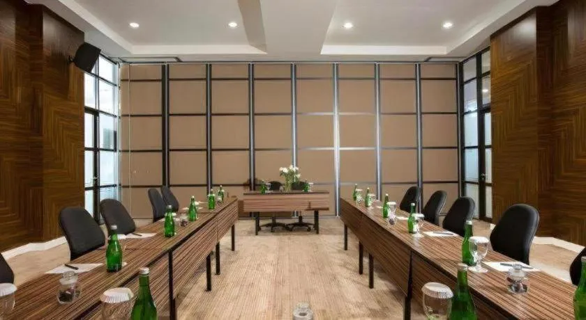 Hotel Grandhika Pemuda