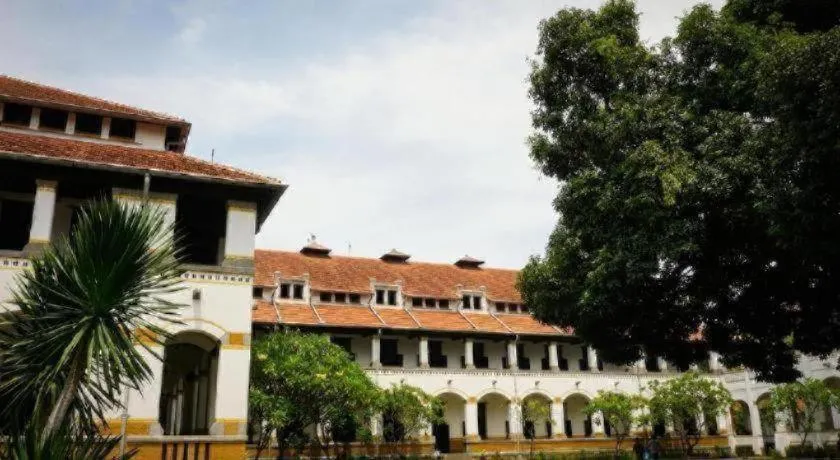 Hotel Grandhika Pemuda