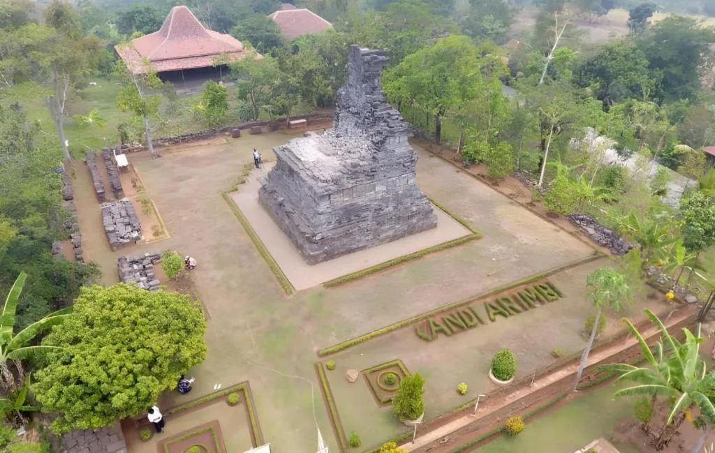 Yusro Hotel Restaurant & Convention