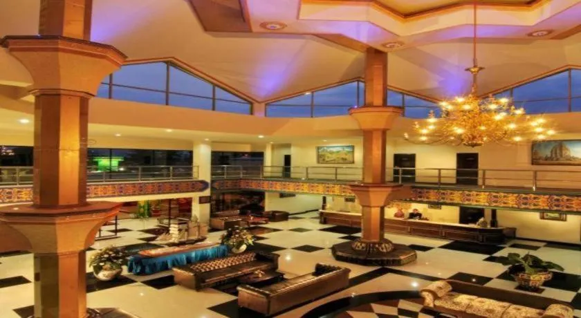 Yusro Hotel Restaurant & Convention