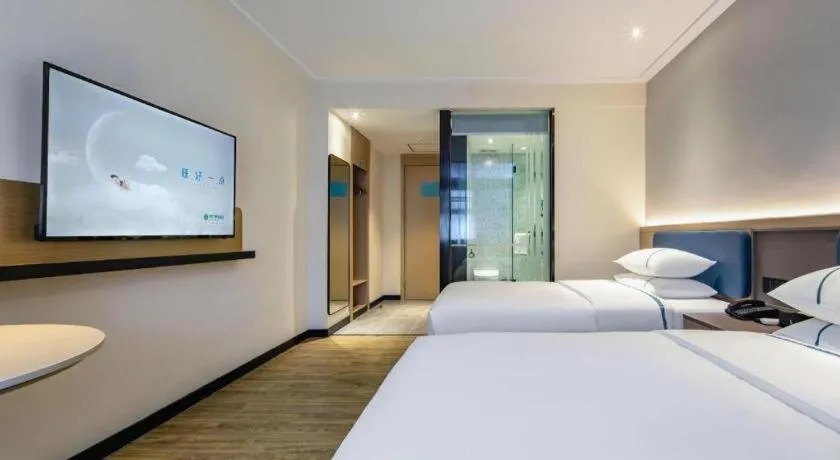 Bed in City Comfort Inn Nanning Normal University Mingxiu Metro Station