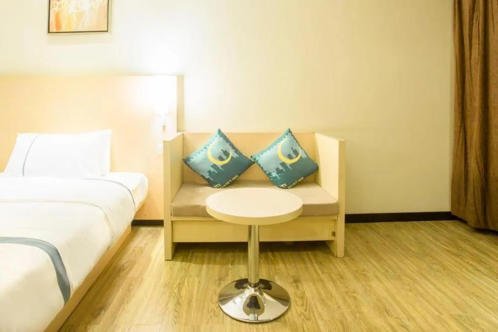 Bed in City Comfort Inn Nanning Normal University Mingxiu Metro Station