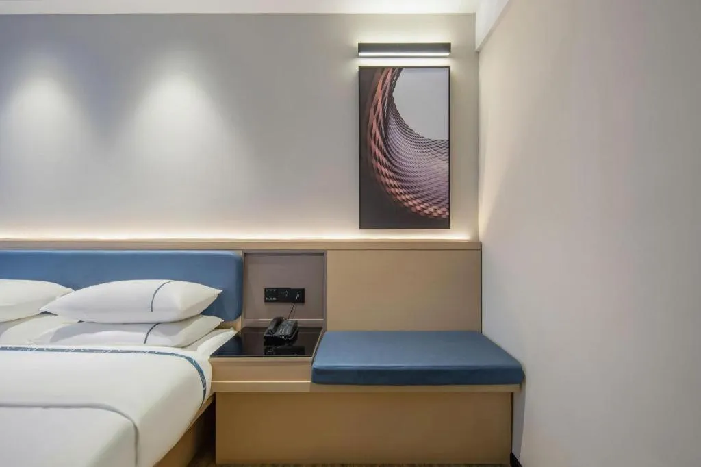 Bed in City Comfort Inn Nanning Normal University Mingxiu Metro Station