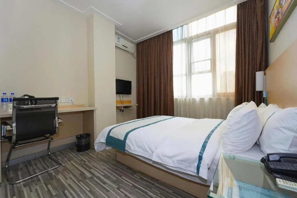 Bed in City Comfort Inn Nanning Normal University Mingxiu Metro Station