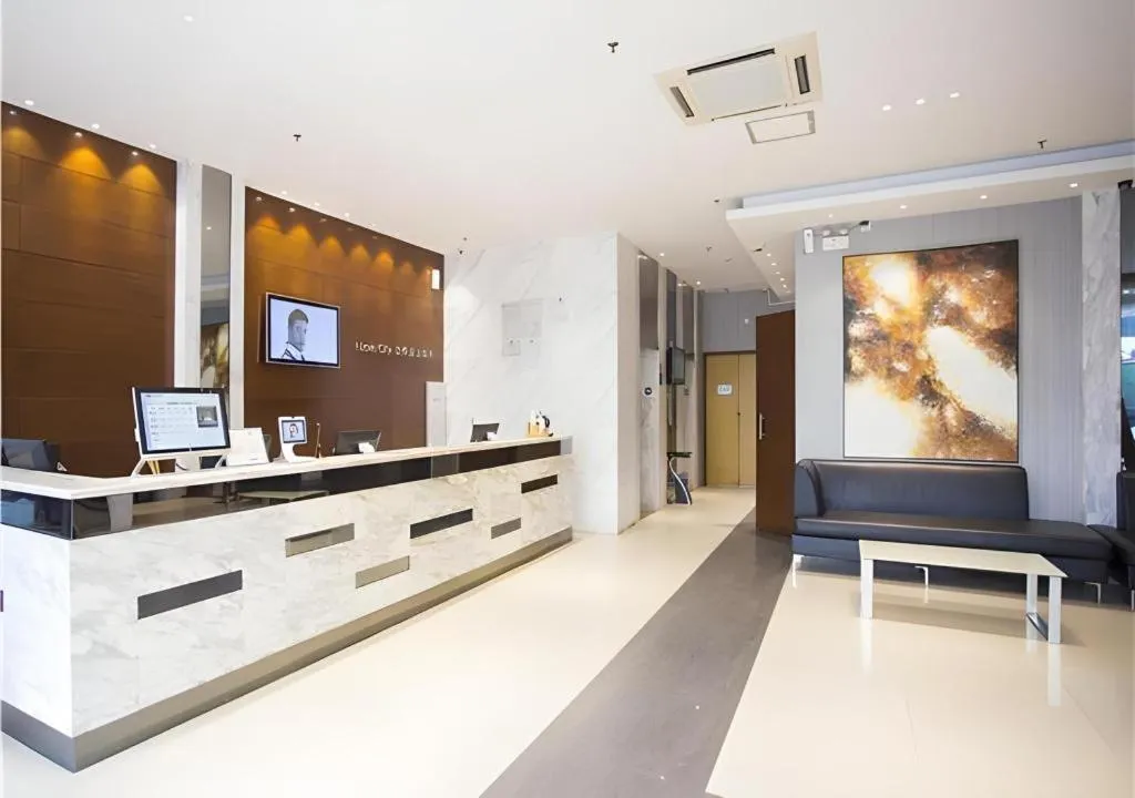 City Comfort Inn Nanning Normal University Mingxiu Metro Station