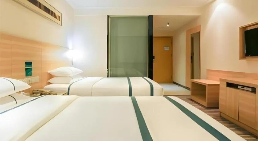 Bed in City Comfort Inn Nanning Normal University Mingxiu Metro Station