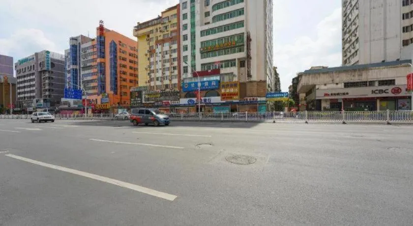 City Comfort Inn Nanning Normal University Mingxiu Metro Station