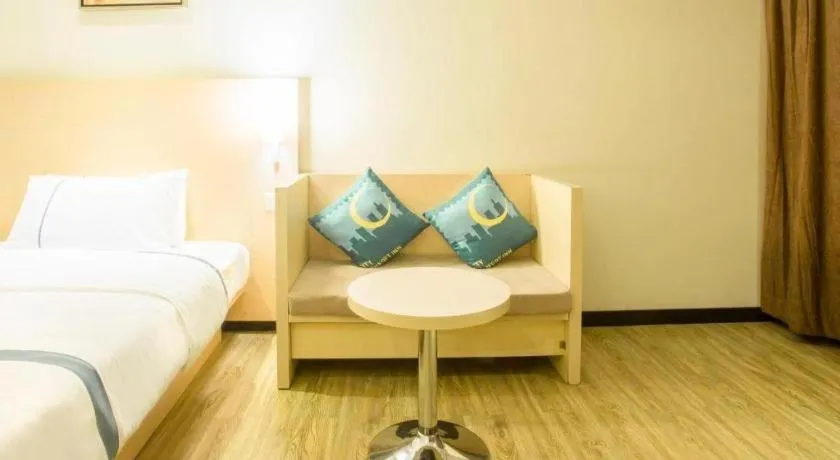 Bed in City Comfort Inn Nanning Normal University Mingxiu Metro Station