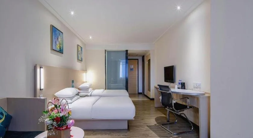 Bed in City Comfort Inn Nanning Normal University Mingxiu Metro Station