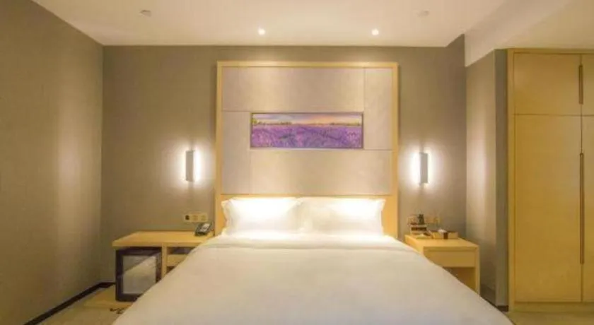 Bed in Lavande Hotel Guangzhou Tianhe Sports West Road Subway Station
