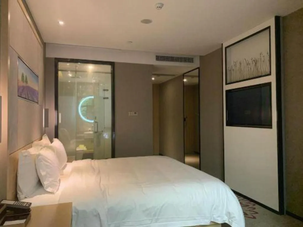 Bed in Lavande Hotel Guangzhou Tianhe Sports West Road Subway Station
