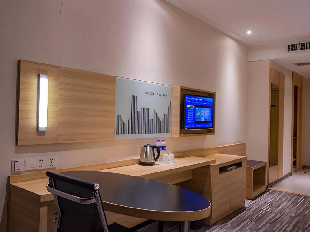 City Comfort Inn Zhuzhou Sports Center Red Star Macalline