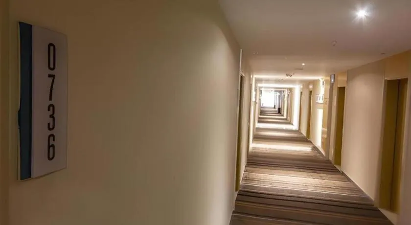 City Comfort Inn Zhuzhou Sports Center Red Star Macalline