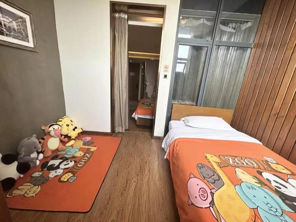 Bed in James Joyce Xi'an West Chang'an Ave University Twon