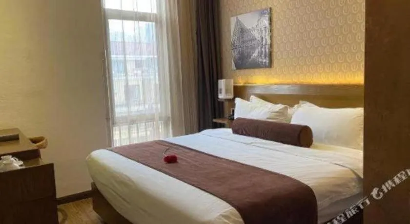 Bed in James Joyce Xi'an West Chang'an Ave University Twon