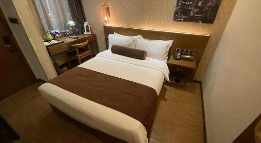 Bed in James Joyce Xi'an West Chang'an Ave University Twon