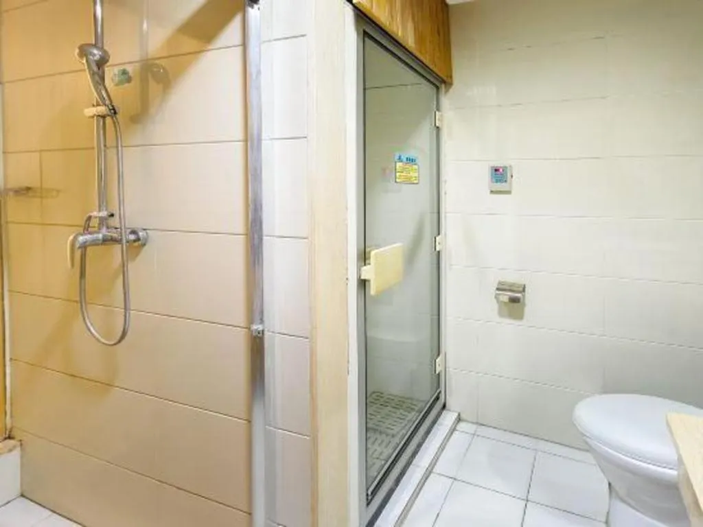 Chuanghui Business Hotel