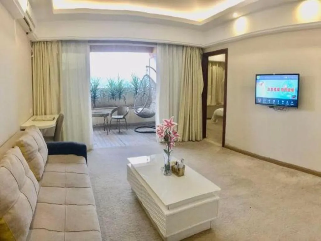 Chuanghui Business Hotel