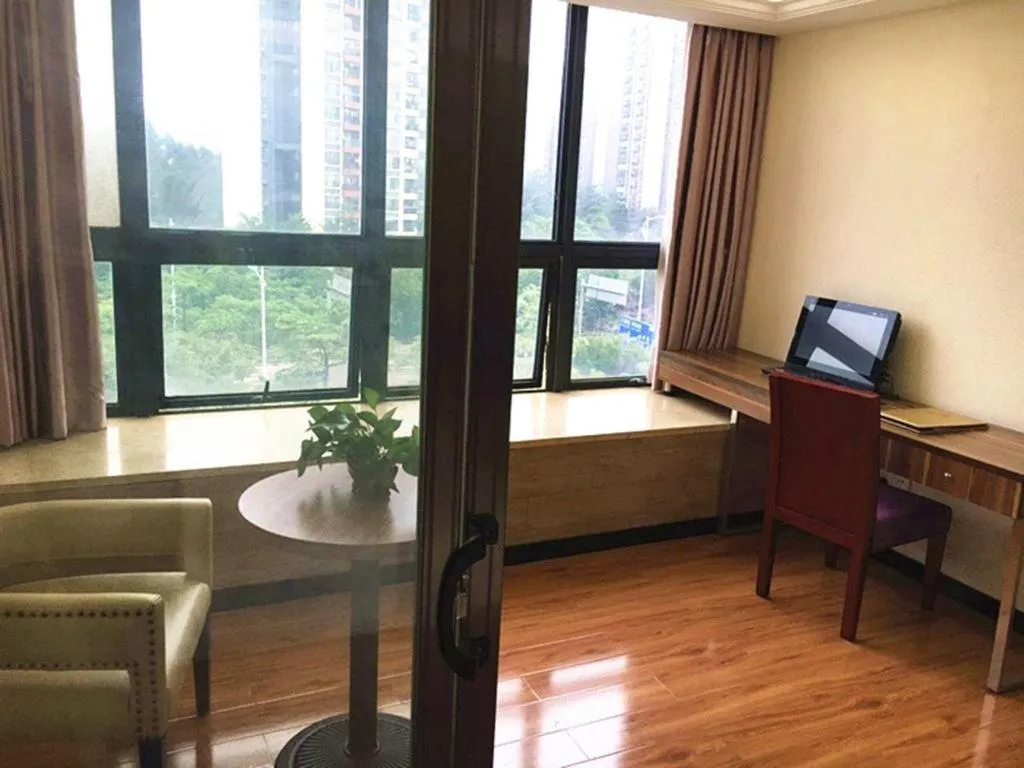 Chuanghui Business Hotel