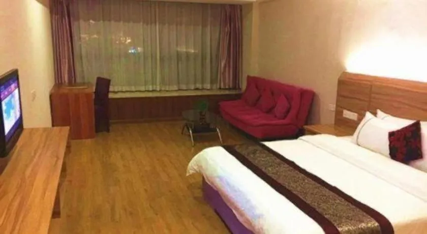 Bed in Chuanghui Business Hotel