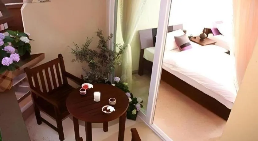 Bed in Bacchus Home Resort