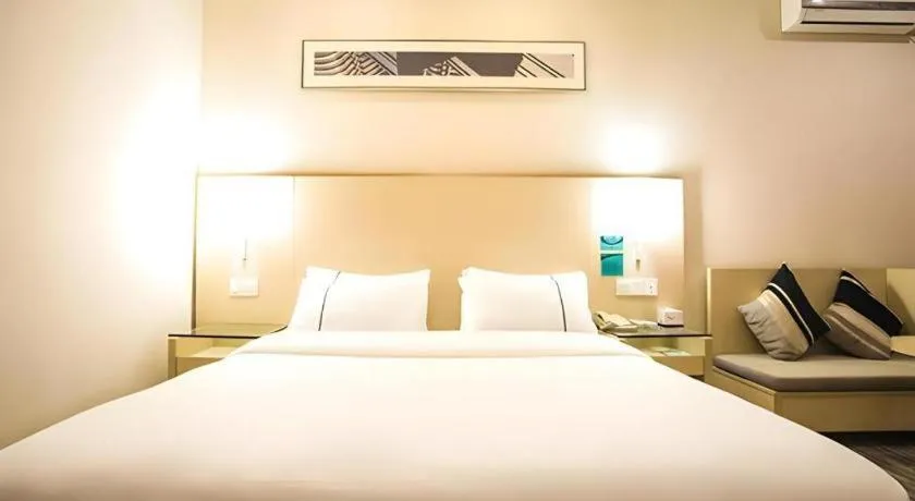 Bed in City Comfort Inn Nanning Guangxi University Xiuling Road Metro Station