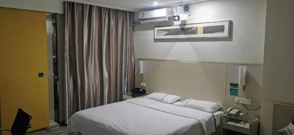 Bed in City Comfort Inn Nanning Guangxi University Xiuling Road Metro Station