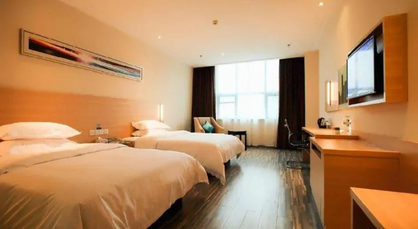 Bed in City Comfort Inn Jingzhou Ancient City Taiyue Road