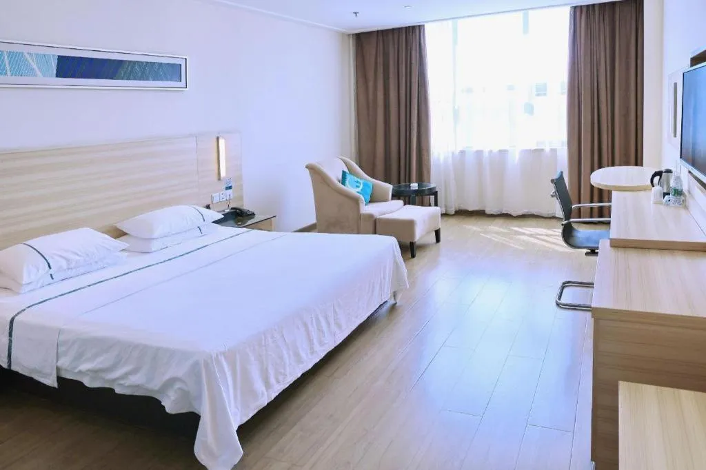 Bed in City Comfort Inn Jingzhou Ancient City Taiyue Road